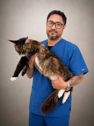 MVZ Ramiro Enrique Pérez, Director Médico de Dr Mascotab